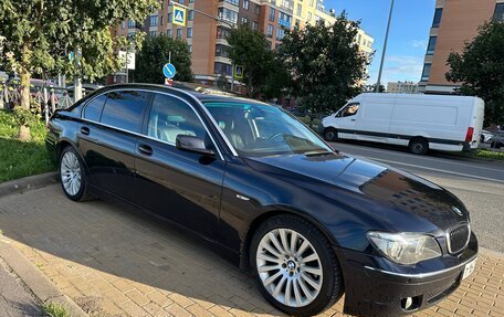 BMW 7 серия, 2005 год, 900 000 рублей, 8 фотография