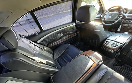 BMW 7 серия, 2005 год, 900 000 рублей, 15 фотография