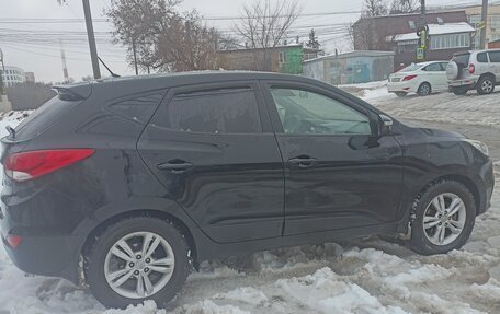 Hyundai ix35 I рестайлинг, 2012 год, 1 000 000 рублей, 3 фотография