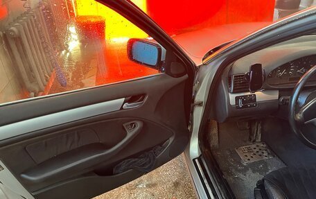 BMW 3 серия, 2001 год, 450 000 рублей, 16 фотография