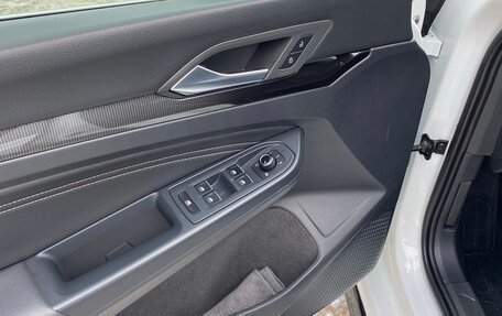 Volkswagen Golf VIII, 2021 год, 2 550 000 рублей, 6 фотография