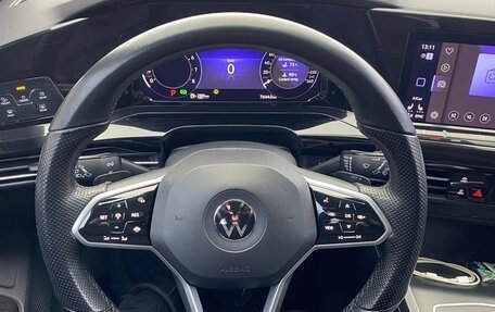 Volkswagen Golf VIII, 2021 год, 2 550 000 рублей, 21 фотография