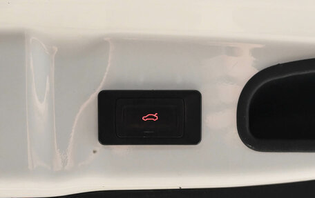 Mitsubishi Outlander III рестайлинг 3, 2018 год, 2 060 000 рублей, 9 фотография