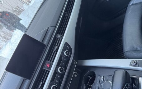 Audi A4, 2017 год, 2 400 000 рублей, 4 фотография