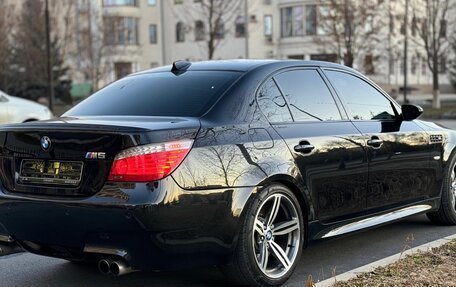 BMW M5, 2007 год, 2 500 000 рублей, 2 фотография