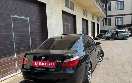 BMW M5, 2007 год, 2 500 000 рублей, 5 фотография