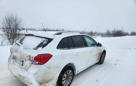 Chevrolet Cruze II, 2013 год, 700 000 рублей, 3 фотография