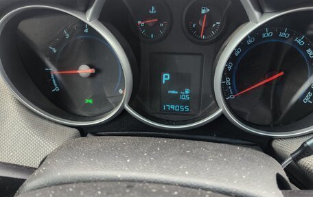 Chevrolet Cruze II, 2013 год, 700 000 рублей, 8 фотография