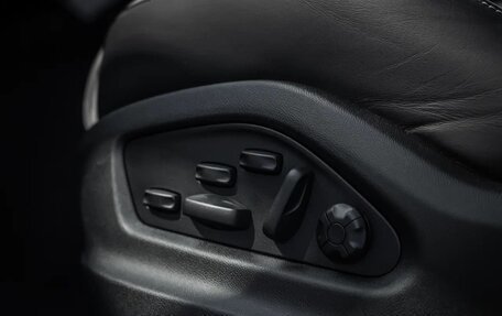 Porsche Cayenne III, 2025 год, 18 300 000 рублей, 18 фотография