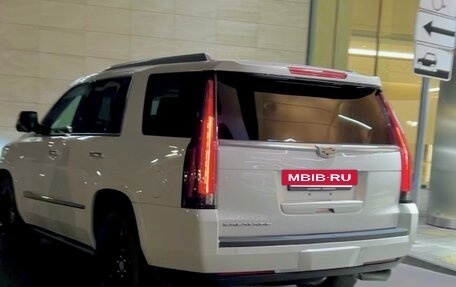 Cadillac Escalade IV, 2016 год, 4 550 000 рублей, 4 фотография