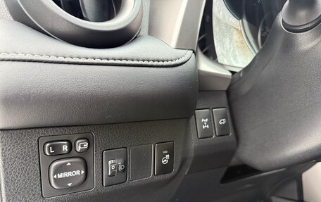 Toyota RAV4, 2017 год, 2 499 000 рублей, 16 фотография