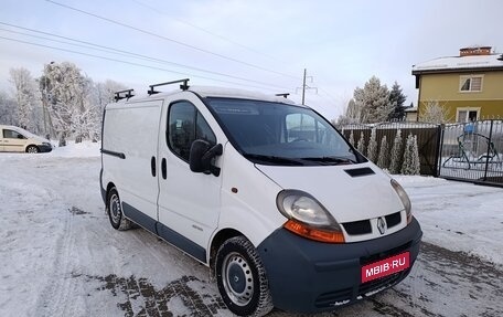 Renault Trafic, 2002 год, 590 000 рублей, 2 фотография