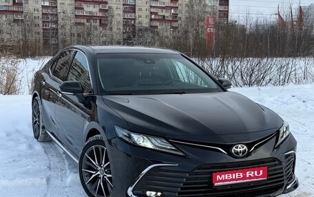 Toyota Camry, 2023 год, 3 499 999 рублей, 1 фотография
