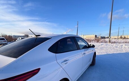 Hyundai Solaris II рестайлинг, 2021 год, 1 350 000 рублей, 4 фотография