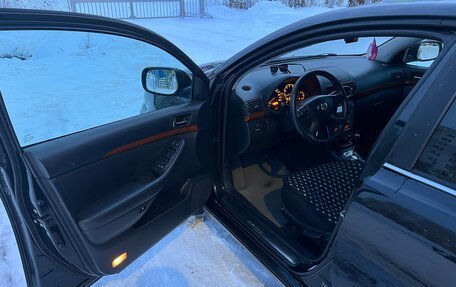 Toyota Avensis III рестайлинг, 2006 год, 850 000 рублей, 15 фотография