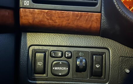 Toyota Avensis III рестайлинг, 2006 год, 850 000 рублей, 24 фотография