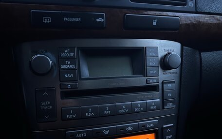 Toyota Avensis III рестайлинг, 2006 год, 850 000 рублей, 27 фотография