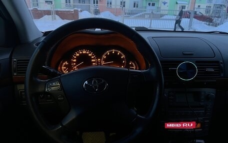 Toyota Avensis III рестайлинг, 2006 год, 850 000 рублей, 22 фотография