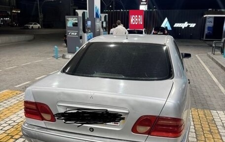 Mercedes-Benz E-Класс, 1999 год, 210 000 рублей, 1 фотография