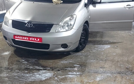 Toyota Corolla Verso I, 2002 год, 550 000 рублей, 3 фотография