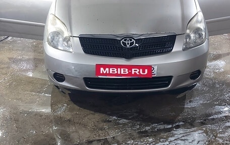 Toyota Corolla Verso I, 2002 год, 550 000 рублей, 2 фотография