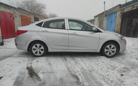 Hyundai Solaris II рестайлинг, 2013 год, 749 999 рублей, 9 фотография