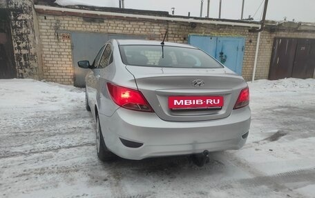 Hyundai Solaris II рестайлинг, 2013 год, 749 999 рублей, 11 фотография