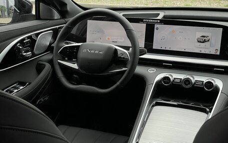 CheryExeed TXL, 2024 год, 3 880 000 рублей, 13 фотография