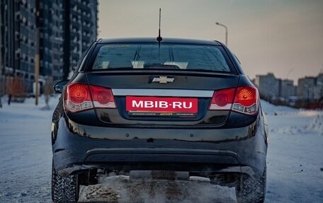 Chevrolet Cruze II, 2010 год, 677 000 рублей, 7 фотография