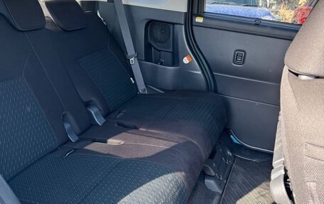 Toyota Roomy I, 2021 год, 1 550 000 рублей, 8 фотография