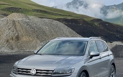 Volkswagen Tiguan II, 2019 год, 3 399 000 рублей, 1 фотография