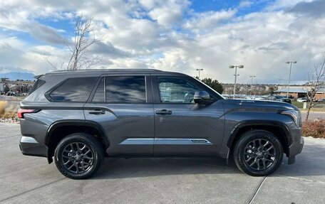 Toyota Sequoia, 2025 год, 20 834 782 рублей, 14 фотография