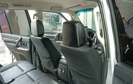 Mitsubishi Pajero IV, 2015 год, 2 100 000 рублей, 3 фотография