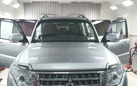 Mitsubishi Pajero IV, 2015 год, 2 100 000 рублей, 2 фотография