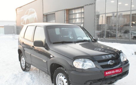 Chevrolet Niva I рестайлинг, 2016 год, 700 000 рублей, 2 фотография