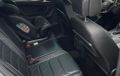 Volkswagen Tiguan II, 2019 год, 3 399 000 рублей, 7 фотография