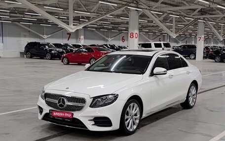 Mercedes-Benz E-Класс, 2020 год, 3 180 000 рублей, 1 фотография