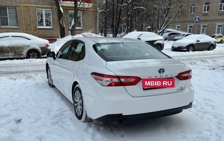 Toyota Camry, 2020 год, 2 700 000 рублей, 9 фотография