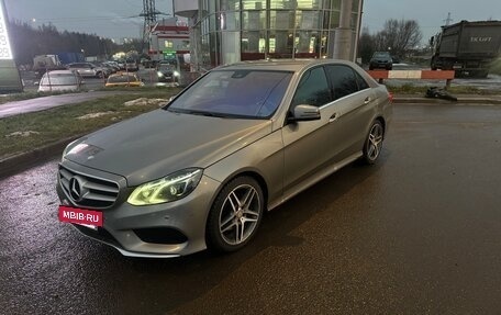 Mercedes-Benz E-Класс, 2014 год, 2 400 000 рублей, 3 фотография