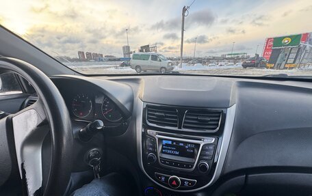 Hyundai Solaris II рестайлинг, 2011 год, 450 000 рублей, 9 фотография