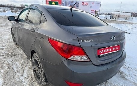 Hyundai Solaris II рестайлинг, 2011 год, 450 000 рублей, 4 фотография