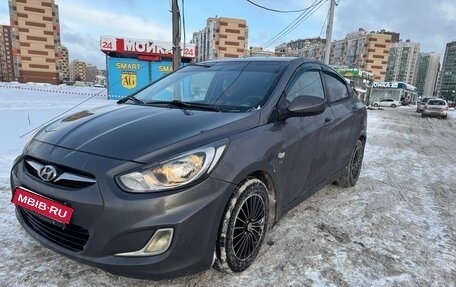 Hyundai Solaris II рестайлинг, 2011 год, 450 000 рублей, 2 фотография