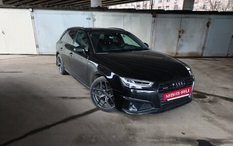 Audi A4, 2019 год, 3 250 000 рублей, 2 фотография