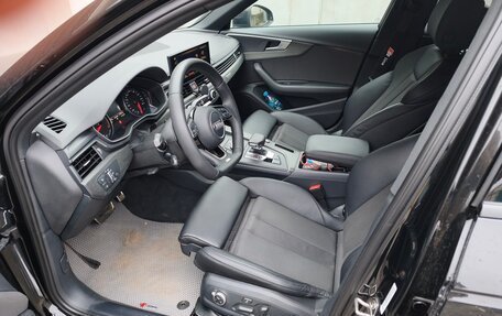 Audi A4, 2019 год, 3 250 000 рублей, 10 фотография