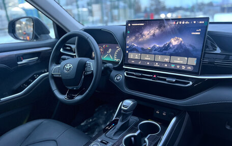 Toyota Highlander, 2025 год, 5 470 000 рублей, 15 фотография