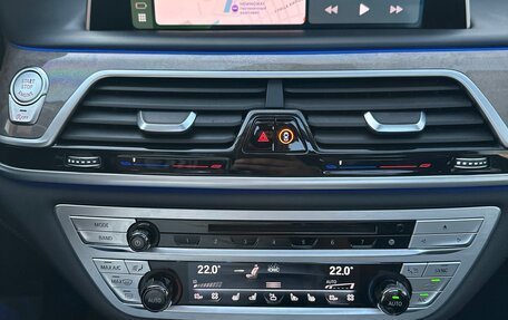 BMW 7 серия, 2019 год, 5 600 000 рублей, 21 фотография