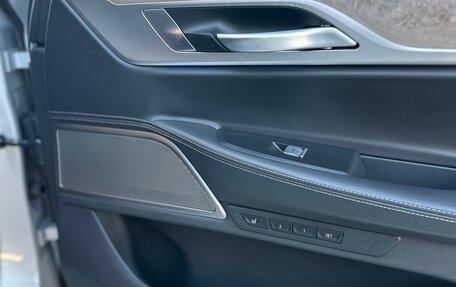 BMW 7 серия, 2019 год, 5 600 000 рублей, 19 фотография