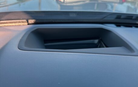 BMW 7 серия, 2019 год, 5 600 000 рублей, 26 фотография