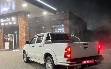 Toyota Hilux VII, 2015 год, 2 800 000 рублей, 5 фотография