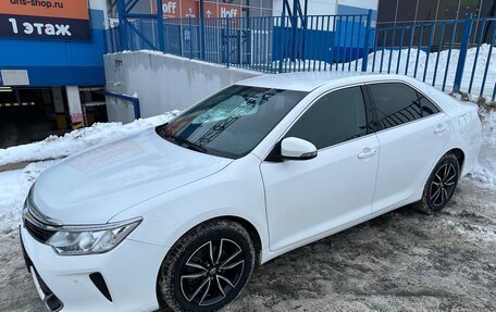 Toyota Camry, 2016 год, 1 850 000 рублей, 4 фотография